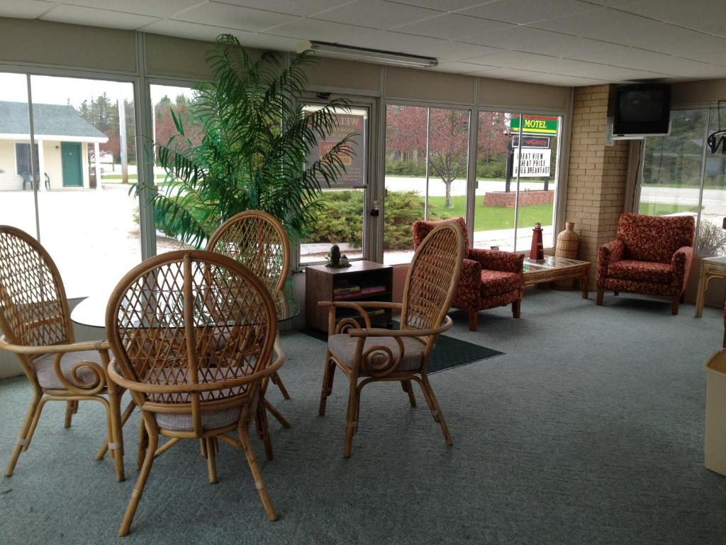 North Winds Motel Mackinaw City Exterior foto