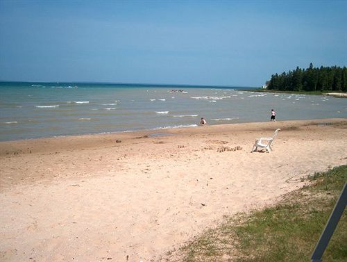 North Winds Motel Mackinaw City Exterior foto